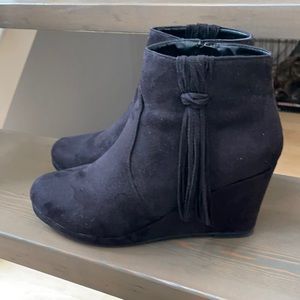 Black Suede Fringe Wedge Bootie - Sz 10